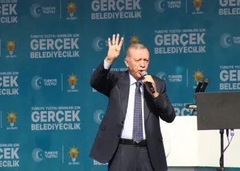 “Belediyecilikte bizimle yarışacak kimse yok”