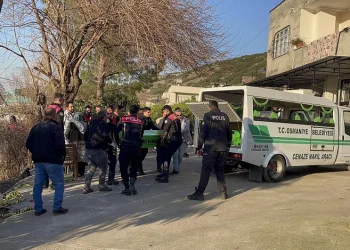 Kardeşler arasında arazi kavgası: 2 ölü