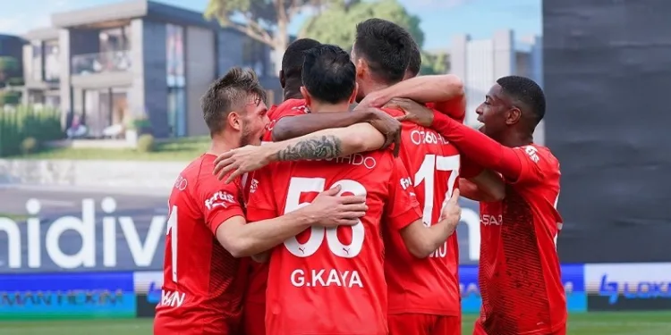 Pendikspor yükselişe geçti