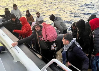 Datça’da 51 düzensiz göçmen kurtarıldı