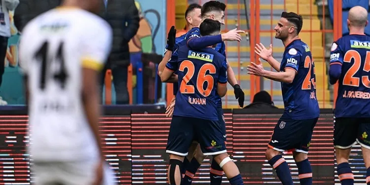 Krzysztof Piatek durdurulamıyor