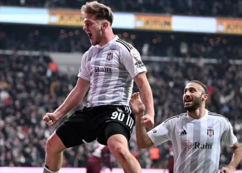 Derbide kazanan Beşiktaş