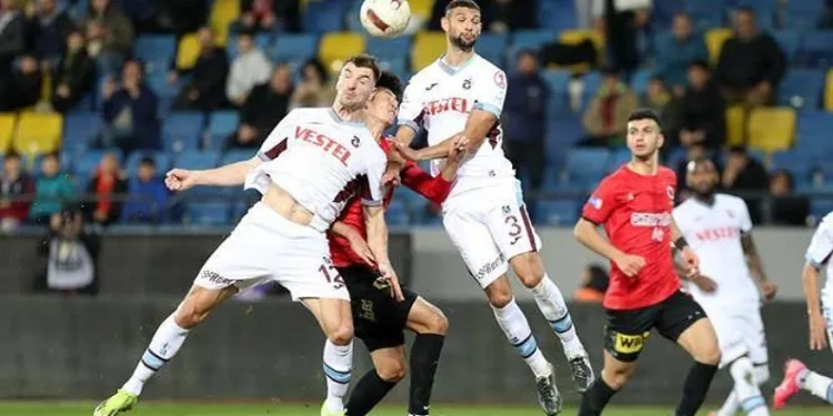 Trabzonspor öldü öldü dirildi