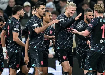 Manchester City avantajı kaptı