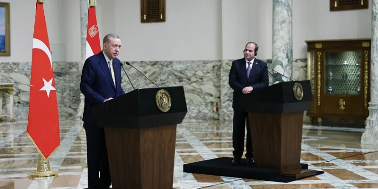 Erdoğan’dan Mısır’a tarihi ziyaret!