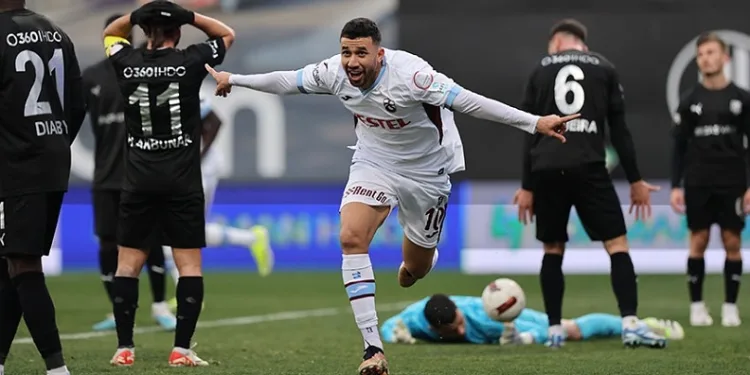 İstanbul’da Trabzonspor fırtınası esti