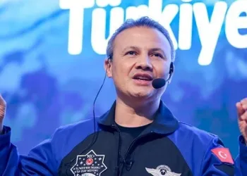 Alper Gezeravcı, “Kara delik var mı?” sorusunu yanıtladı
