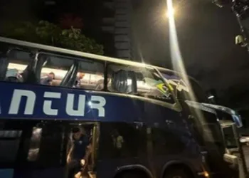 Takım otobüsüne bombalı saldırı