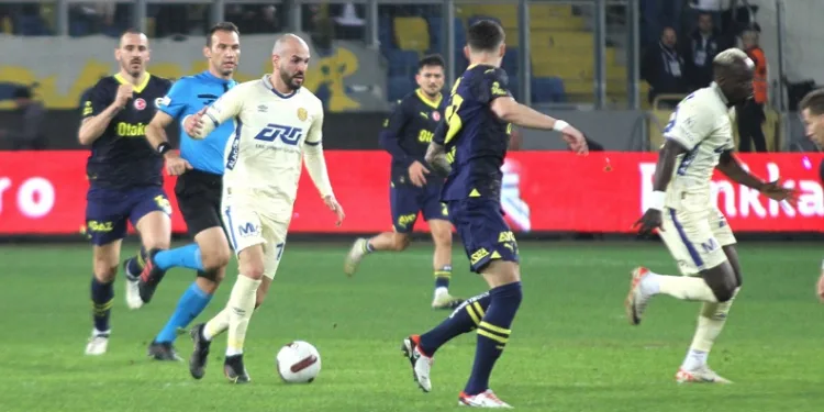 Fenerbahçe’den kupaya veda!