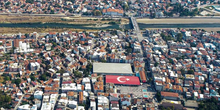 Mustafakemalpaşa’nın nüfusu arttı