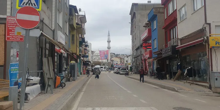 Orhaneli’de tek yön uygulaması hayata geçirildi