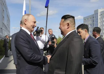 Putin, Kim’e Rus üretimi araba hediye etti