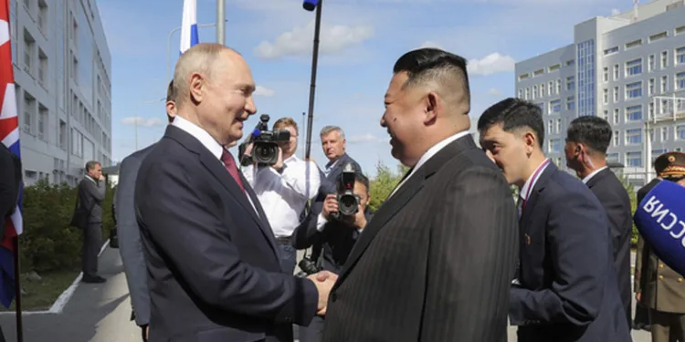 Putin, Kim’e Rus üretimi araba hediye etti