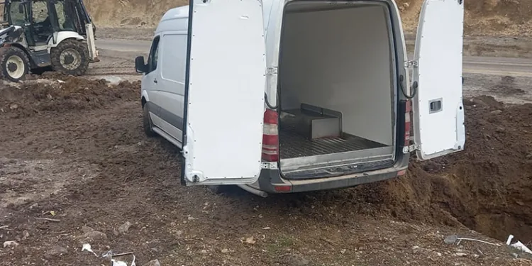 Tunceli’de nakil ve sevk belgesi olmayan 450 kilo somon imha edildi