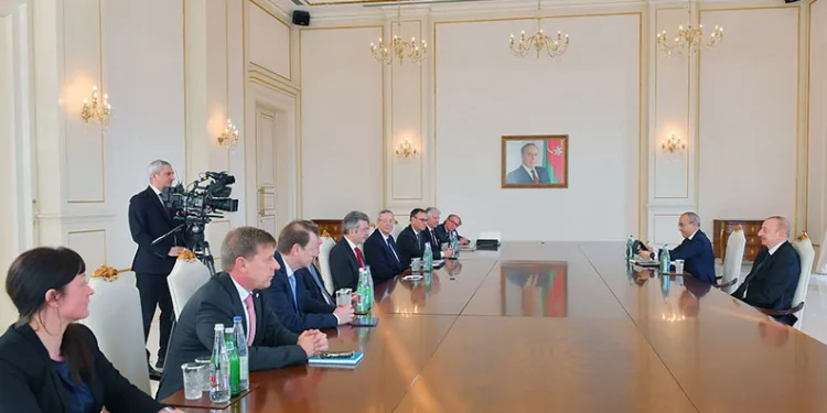 Aliyev’den Macron ve Borell’e tepki