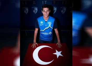 Efe Sarıkaya, Fransız ekibi Grenoble Foot 38’e transfer oldu