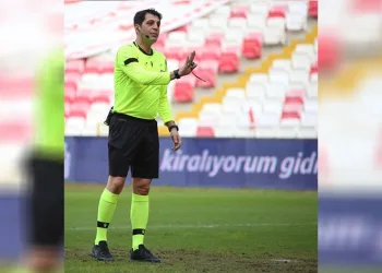 Beşiktaş – Konyaspor maçının VAR’ı Mustafa Öğretmenoğlu