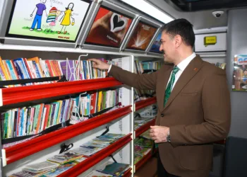 Tunceli’ye Gezici Kütüphane hizmete girdi