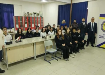 Öğrencileri Gezeravcı’yı bekliyor