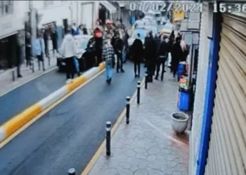 İstanbul’da cinayet! Kafa atıp, kurşun yağdırdı