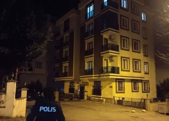 Rehine krizi: Annesi ve erkek kardeşini rehin aldı
