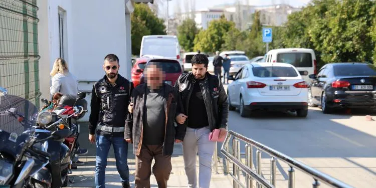 9 milyonluk sahte altını emekli maaşıyla almış