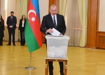 Azerbaycan’da oy verme işlemi sona erdi
