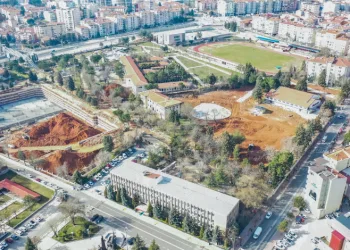 Uşak Millet Bahçesi’nin 2. etabı hız kesmeden devam ediyor