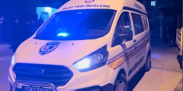 Evinde baygın halde bulunan 8 aylık hamile kadın öldü