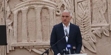 “Şehrimize faydası olmayan meselelerle kaybedecek zamanımız yok”