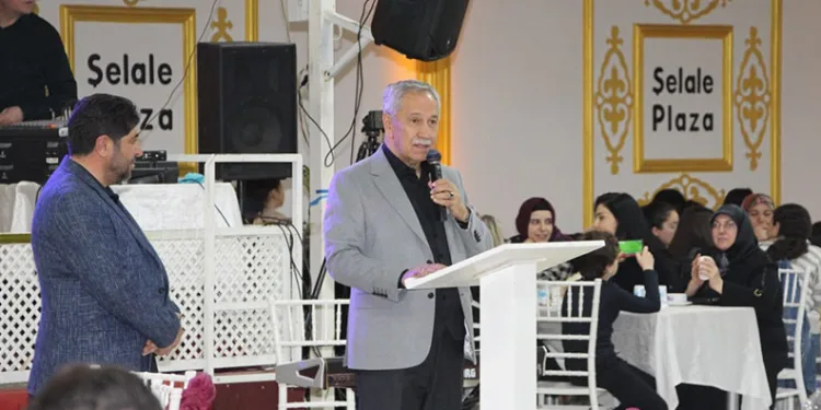 Arınç’tan Başkan Çerçi’ye övgüler
