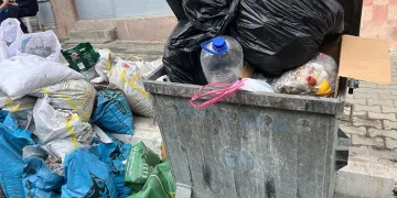 Buldan’da çöp yığınları tepki çekti
