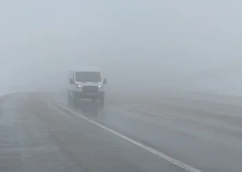 Van’da Kurubaş ve Güzeldere Geçidi’nde sis