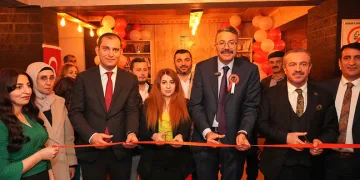 Hakkari’de “Ölümsüz Kahramanlar Köşesi” açıldı