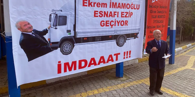 Balıkçı Kenan’dan İmamoğlu’na afişli tepki