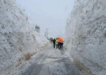 Hakkari-Çukurca kara yolu ulaşıma açıldı