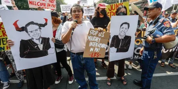 Blinken, Filipinler’de protesto edildi