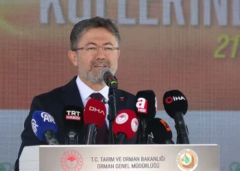 “Son 22 yıldaki toprakla buluşturulan fidan ve tohum miktarı 7 milyar”