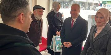 Bakan Göktaş, Afyonkarahisar’da esnafı ziyaret etti