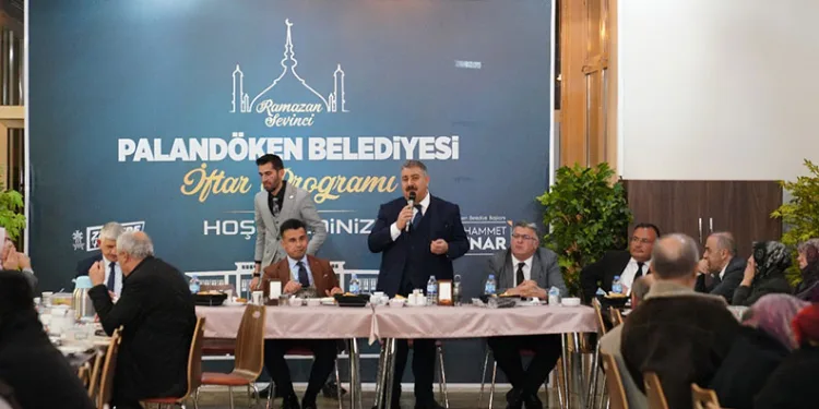 Başkan Sunar, şehit aileleriyle iftarda buluştu