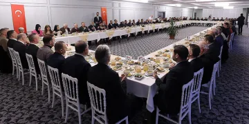 Cumhur ittifakı iftarda bir araya geldi