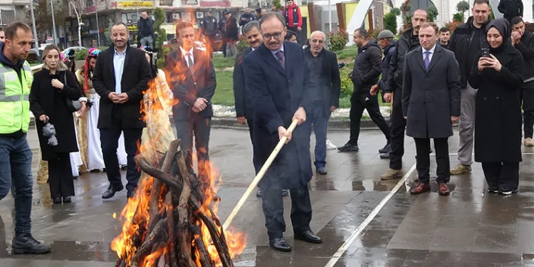 Siirt’te Nevruz coşkusu