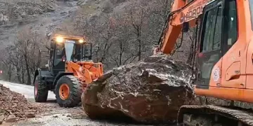 Tunceli’de karla mücadele çalışmaları sürüyor