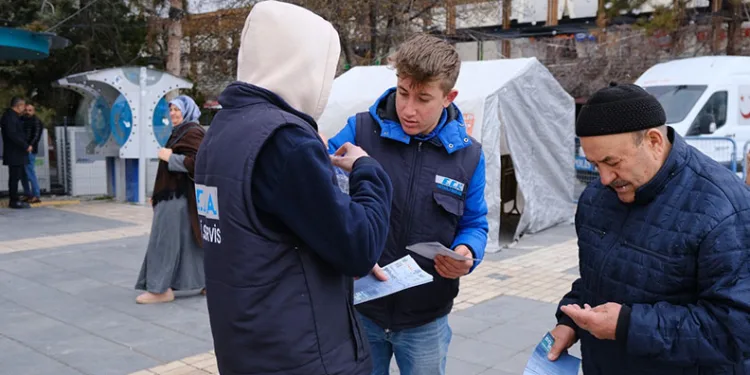 Su tasarrufuna dikkat çekmek için conta dağıttılar