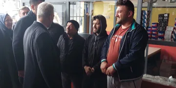 Ticaret Bakanı esnafla görüştü