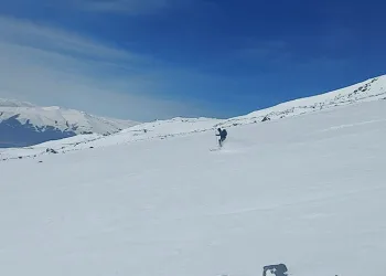 Alman dağcılar Ağrı Dağı’nda kayak yaptılar