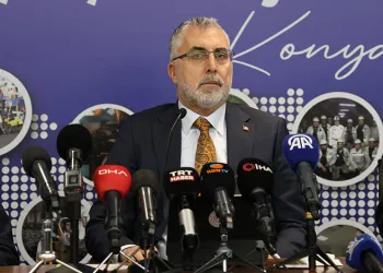 “Bu yüzyılı emeğin, üretimin, çalışmanın yüzyılı yapacağız”