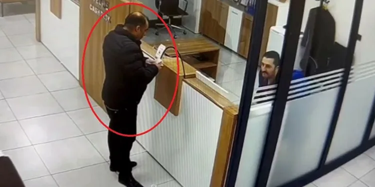 Sazan sarmalı çetesi çökertildi