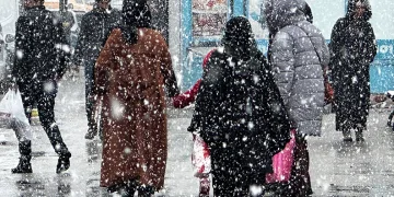 Yüksekova’da yoğun kar yağışı