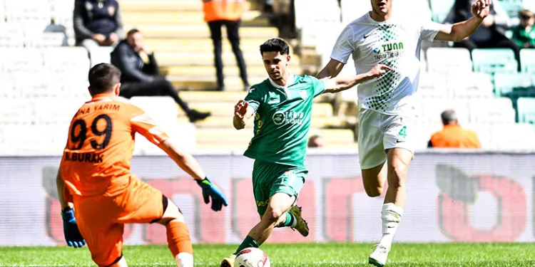 Bursaspor Kırklarelispor’a sahasında yenildi